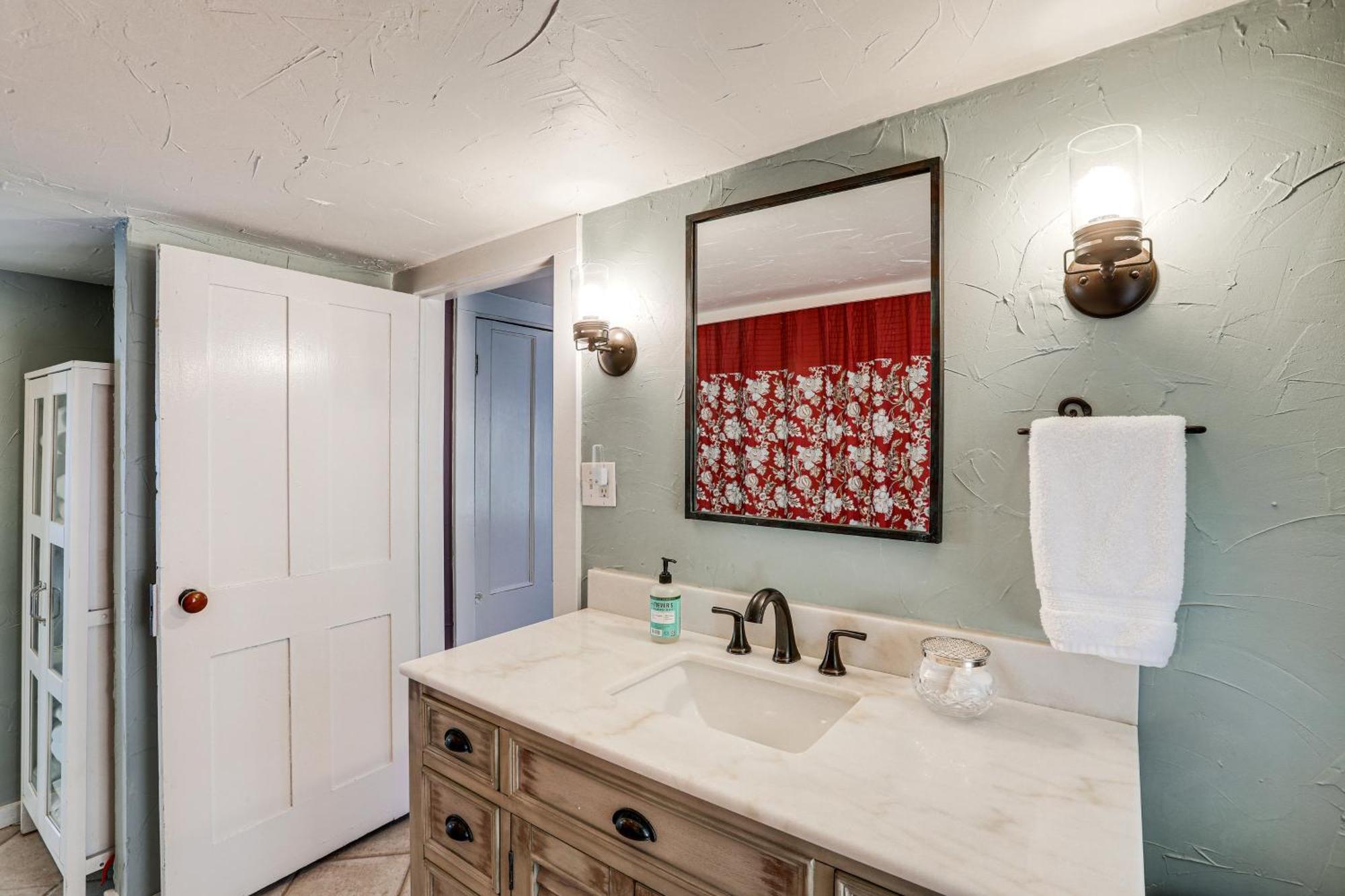 Lambertville Retreat - Walk To Shopping And Dining! 외부 사진
